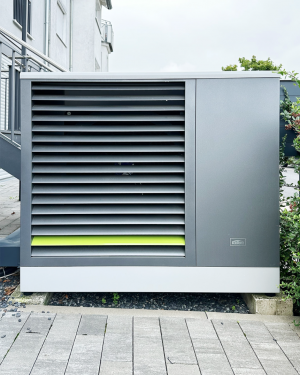 Wärmepumpe von Kermi für energieeffiziente Heizwärme und warmes Wasser, umweltfreundlich und förderungsfähig, installiert von Petri Heizung &amp; Sanitär in Mühlheim am Main.